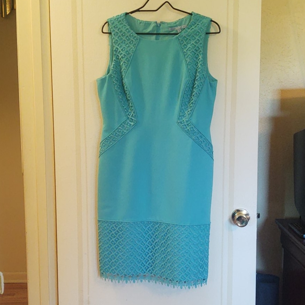 Size 10 Antonio Melani sleeveless dress
